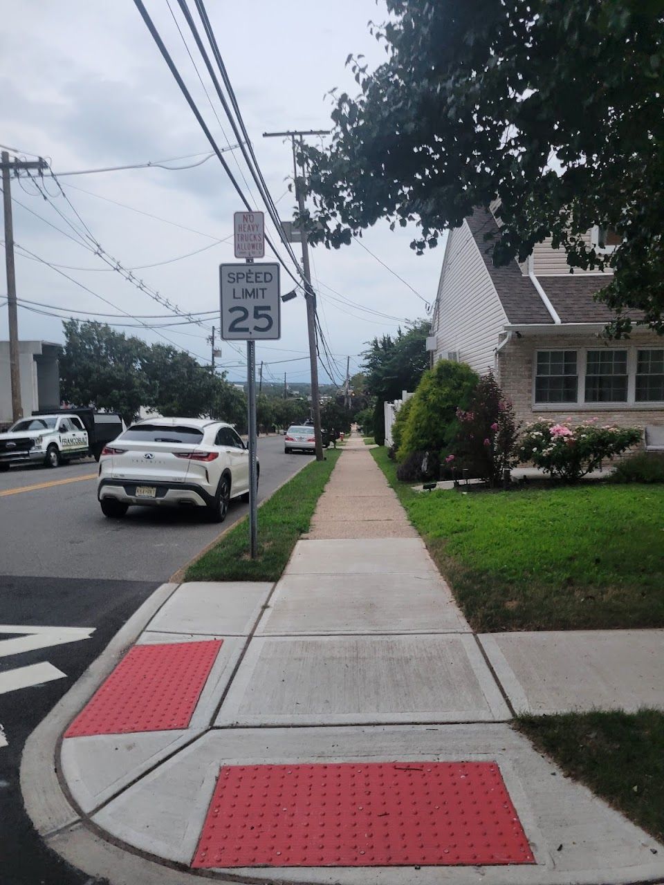 Photo of BAYONNE SENIOR RESIDENCE #614. Affordable housing located at 44 W 32ND ST BAYONNE, NJ 07002