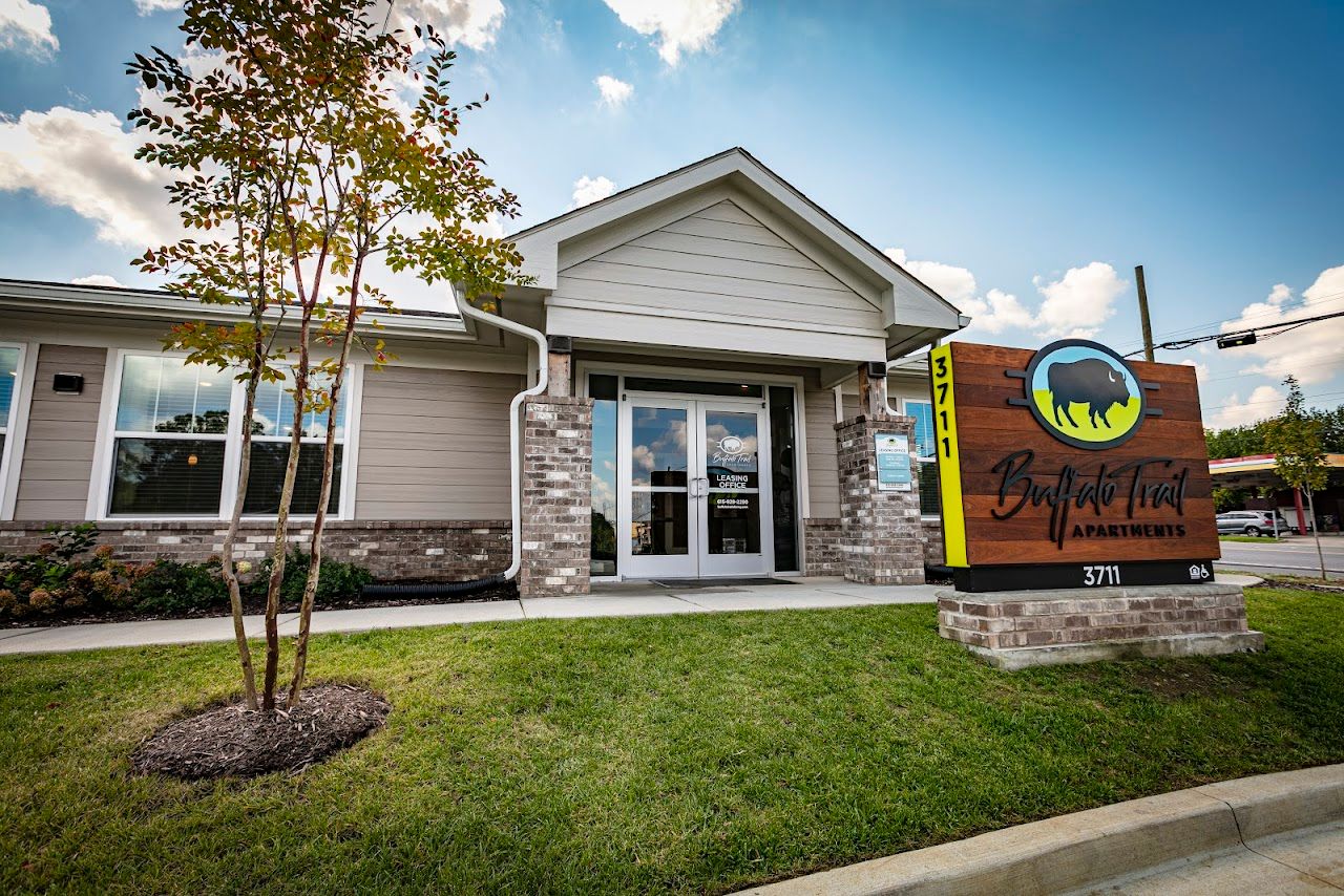 Photo of Buffalo Trail Apartments at 3711 Dickerson Pike Nashville, TN 37207
