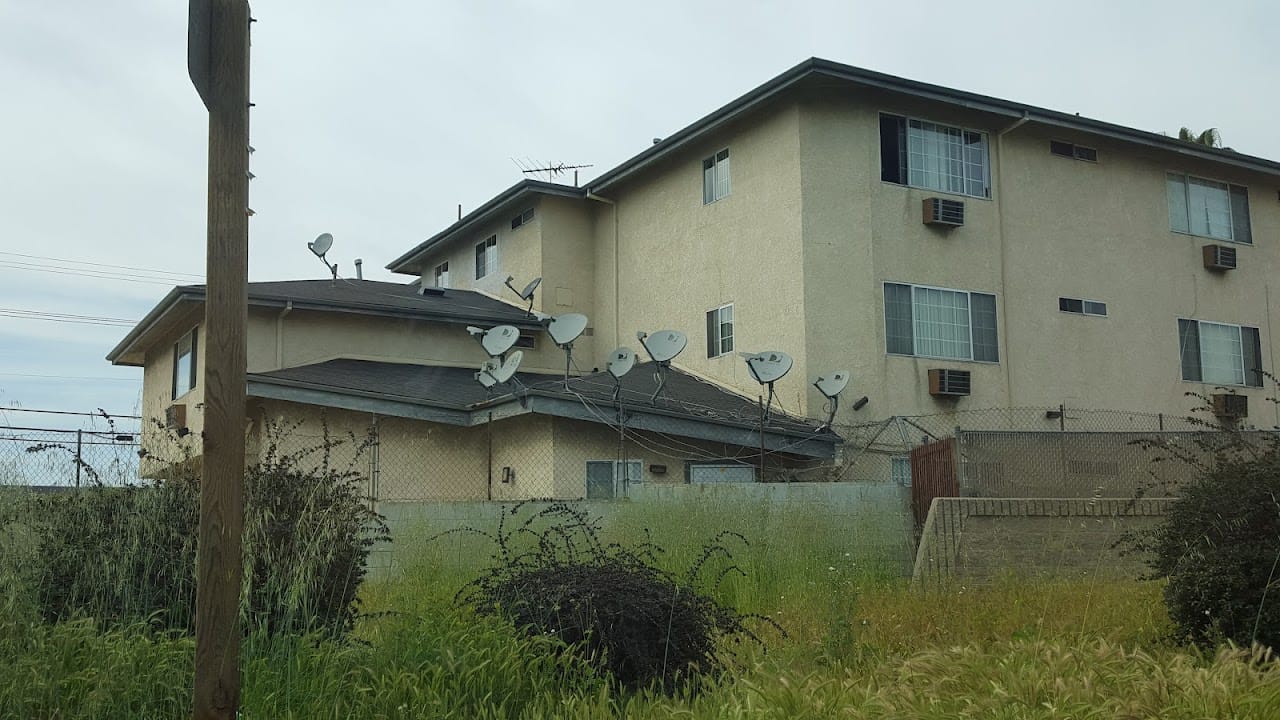 Photo of ROYALS I + II APARTMENTS. Affordable housing located at 717 + 721 WEST EL SEGUNDO BOULEVARD LOS ANGELES, CA 90044