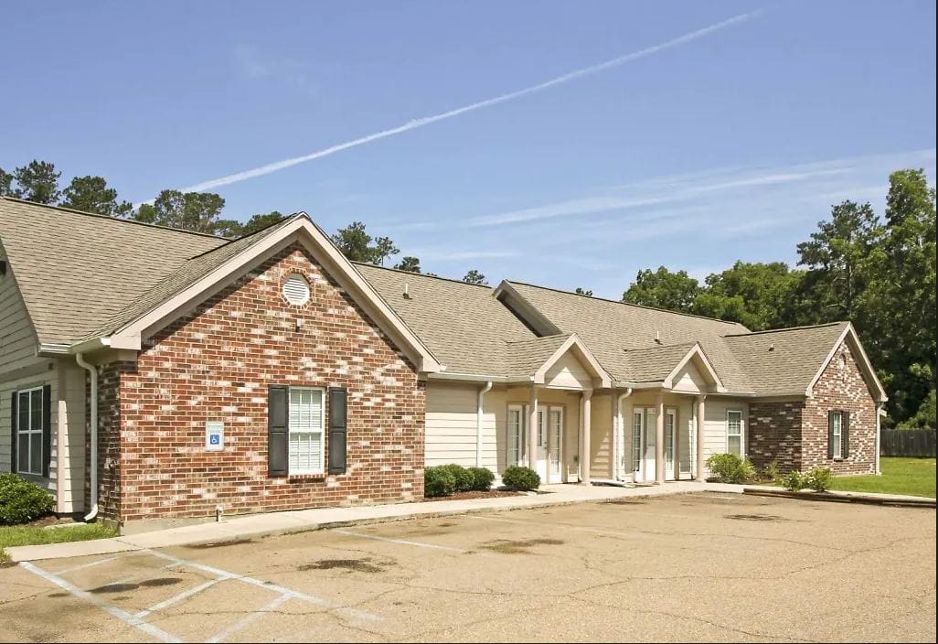 Photo of VALENCIA VILLAS I. Affordable housing located at 17011 JADE COURT HAMMOND, LA 70403