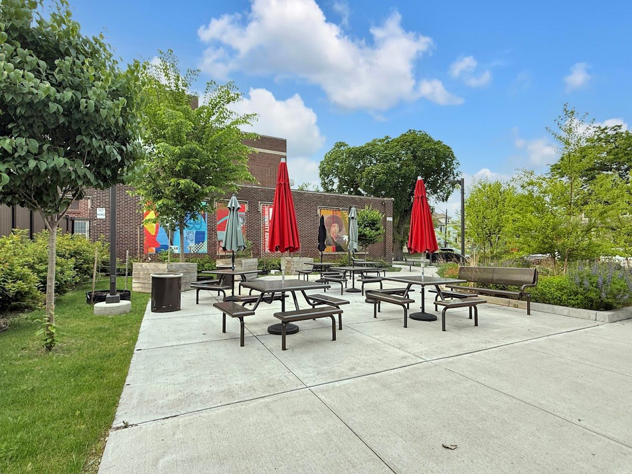 Photo of Sabathani Senior Housing. Affordable housing located at 3701 3rd Ave Minneapolis, MN 55409