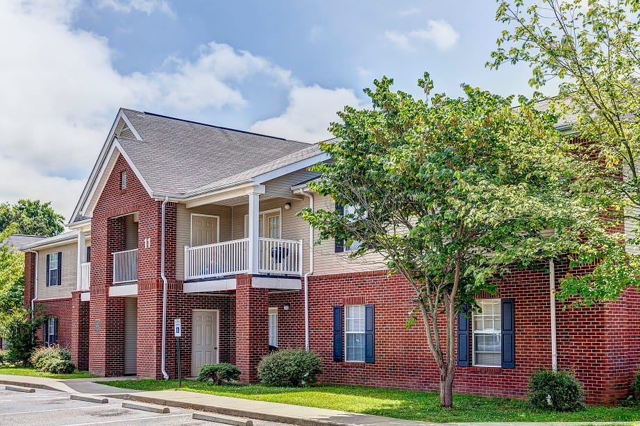 Photo of MILLER TOWN APTS at 395 01 JACK MILLER BLVD CLARKSVILLE, TN 