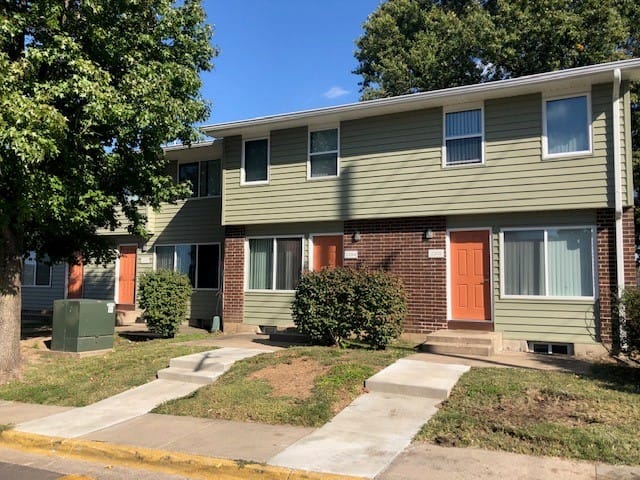 Photo of ARGENTINE HEIGHTS (FORMERLY SILVER CITY APTS) at 2206 BIRCH DRIVE KANSAS CITY, KS 66106