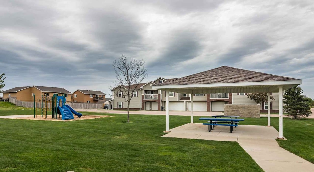 Photo of DEER HOLLOW. Affordable housing located at 709 RUUD LN HARTFORD, SD 57033