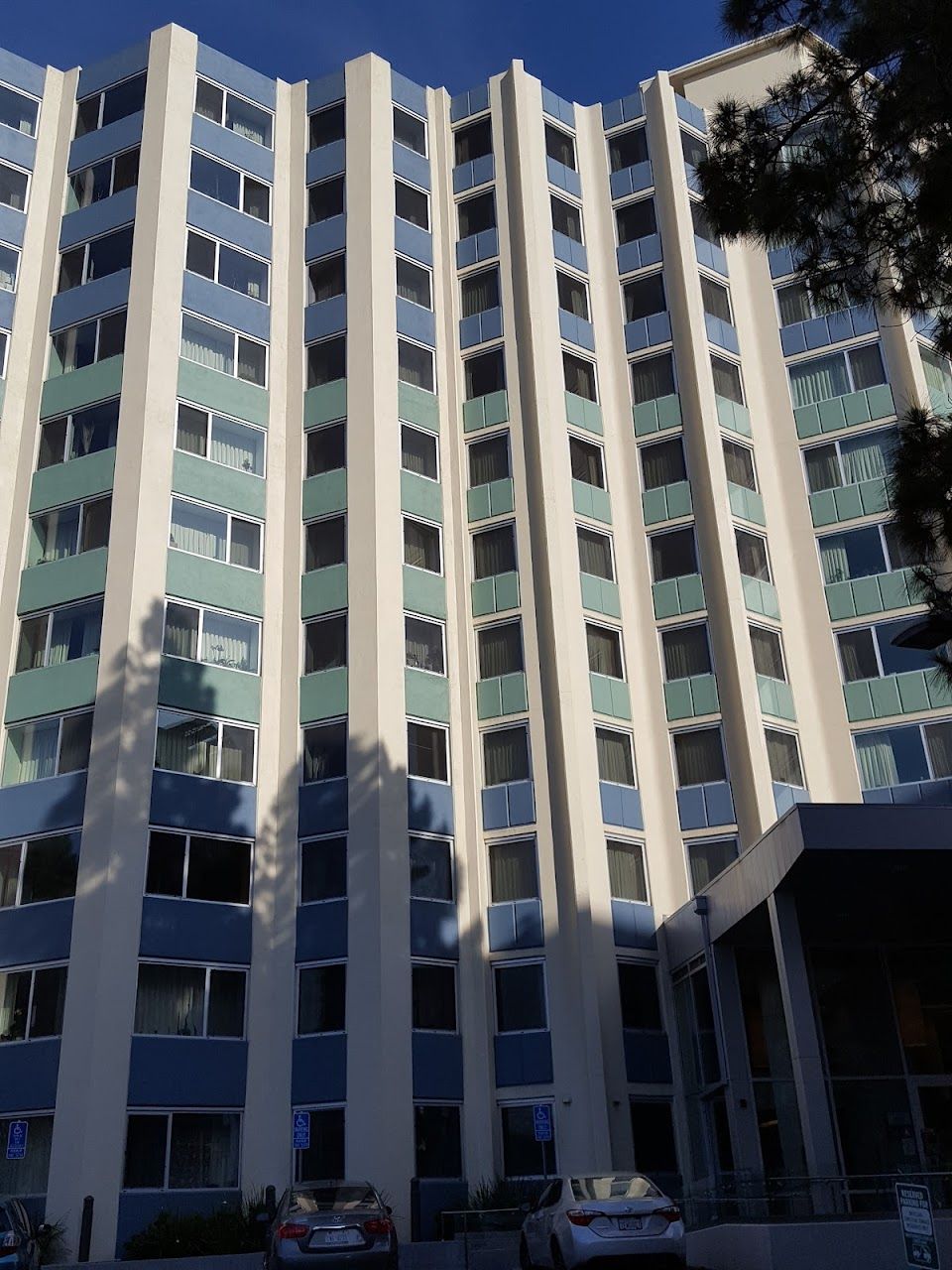 Photo of WESTLAKE CHRISTIAN TERRACE WEST. Affordable housing located at 275 28TH STREET OAKLAND, CA 94611