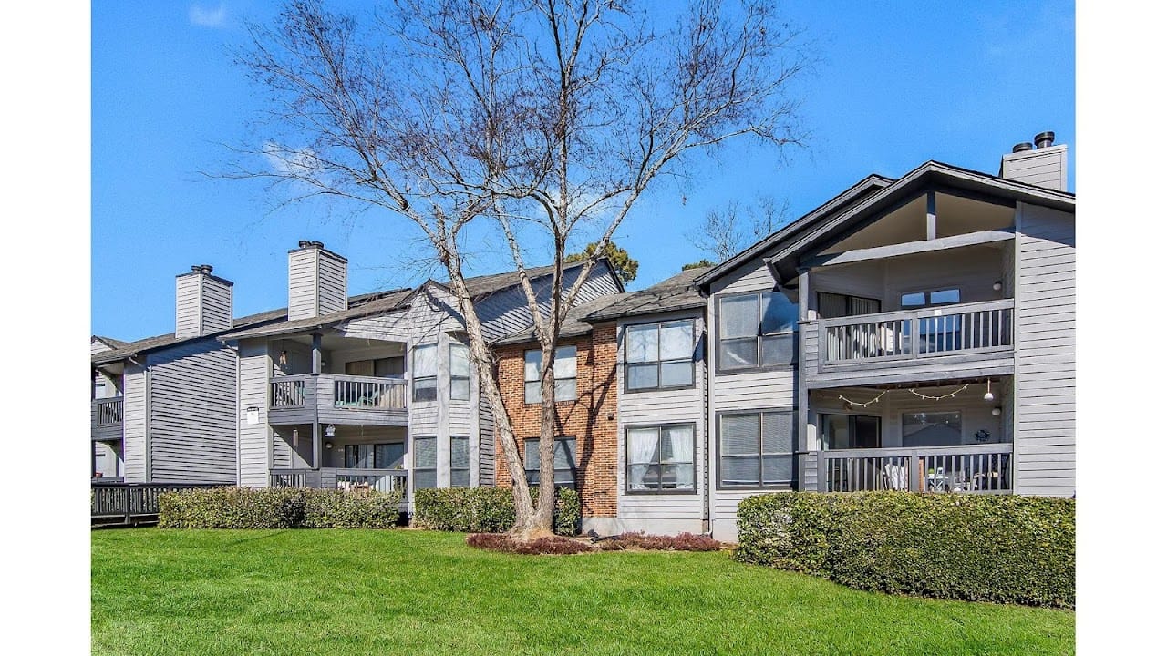 Photo of PERRY PLACE at 800 S MERRITT MILL RD CHAPEL HILL, NC 27516