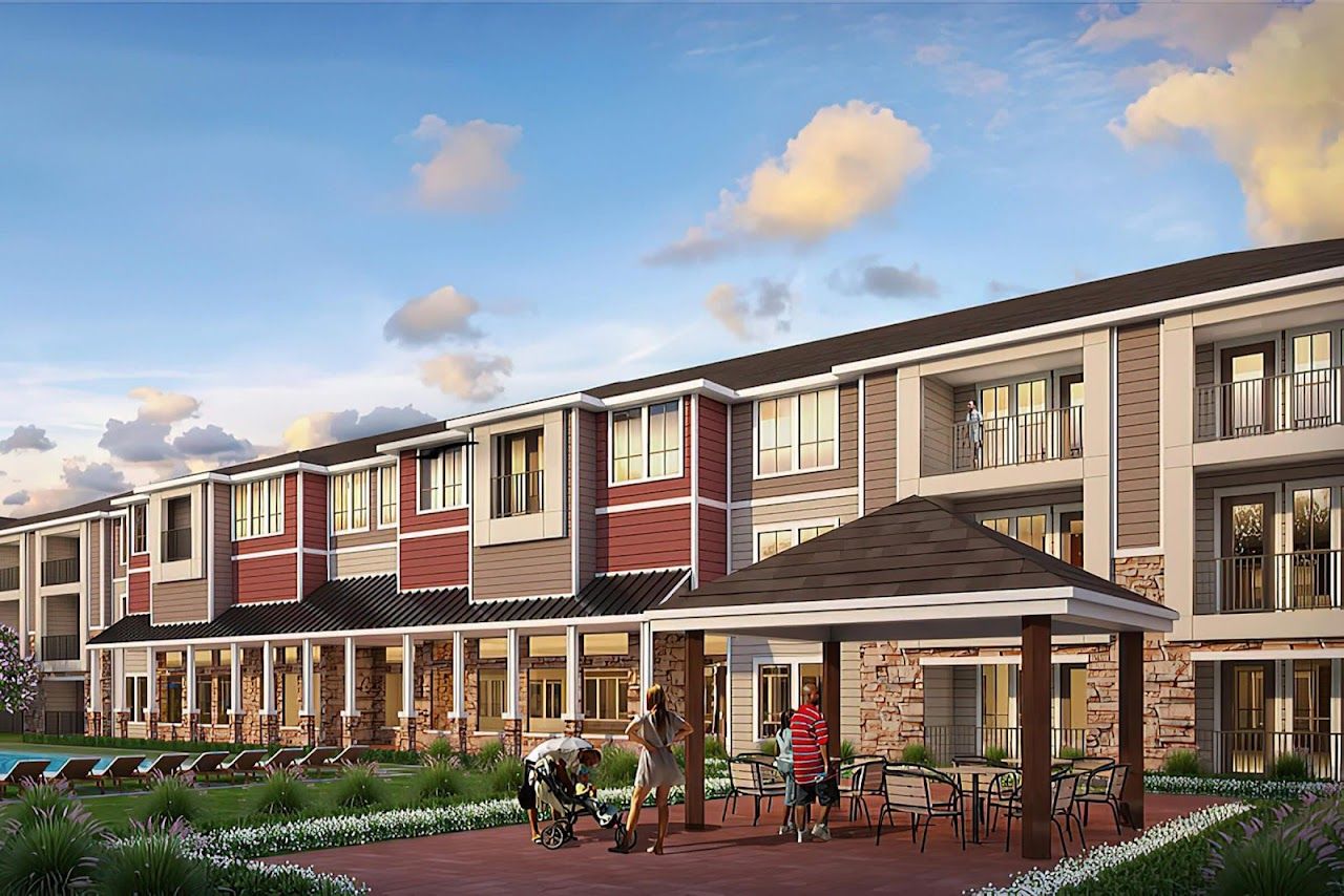 Photo of Green Oaks Apartments at 1475 Gears Rd Houston, TX 77067