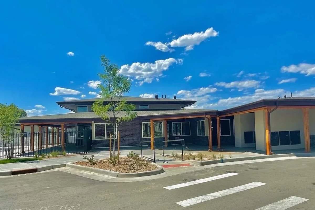 Photo of Range View Apartments at 14475 Montview Blvd Aurora, CO 80011