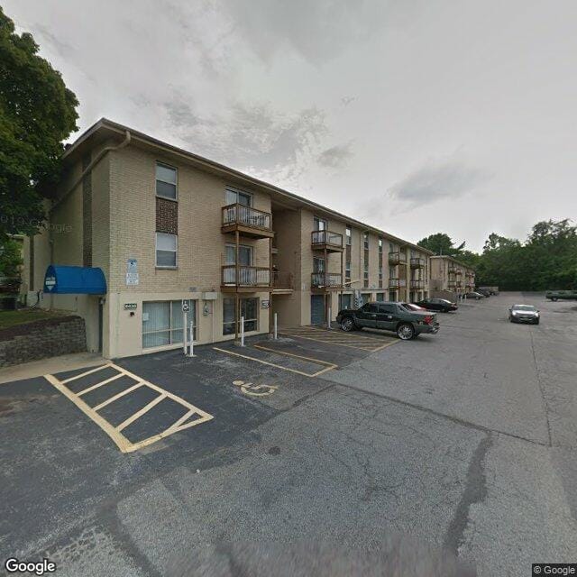 Photo of LACKLAND PLAZA APTS. Affordable housing located at 8462 PLAZAROCK CT ST LOUIS, MO 63114