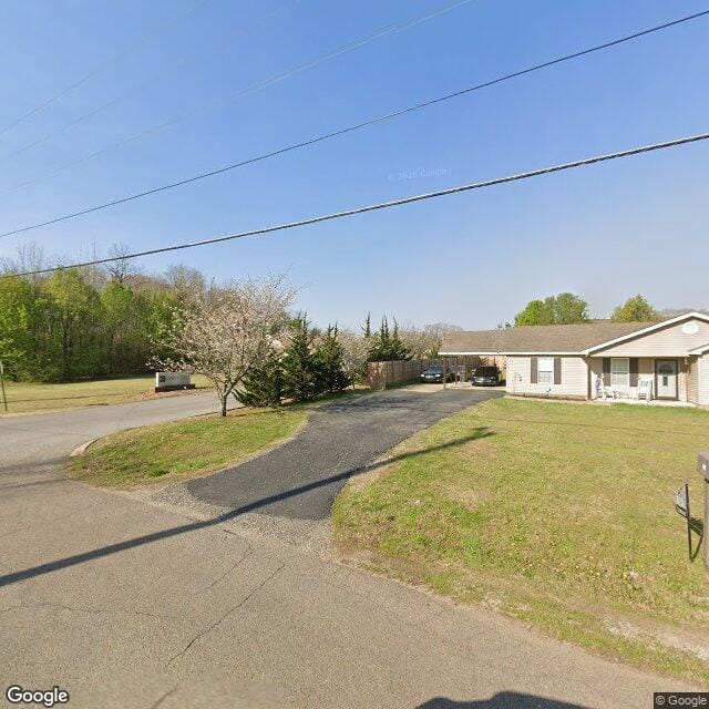 Photo of RAINES EAST. Affordable housing located at 103 YOUNG ROAD BOLIVAR, TN 38008