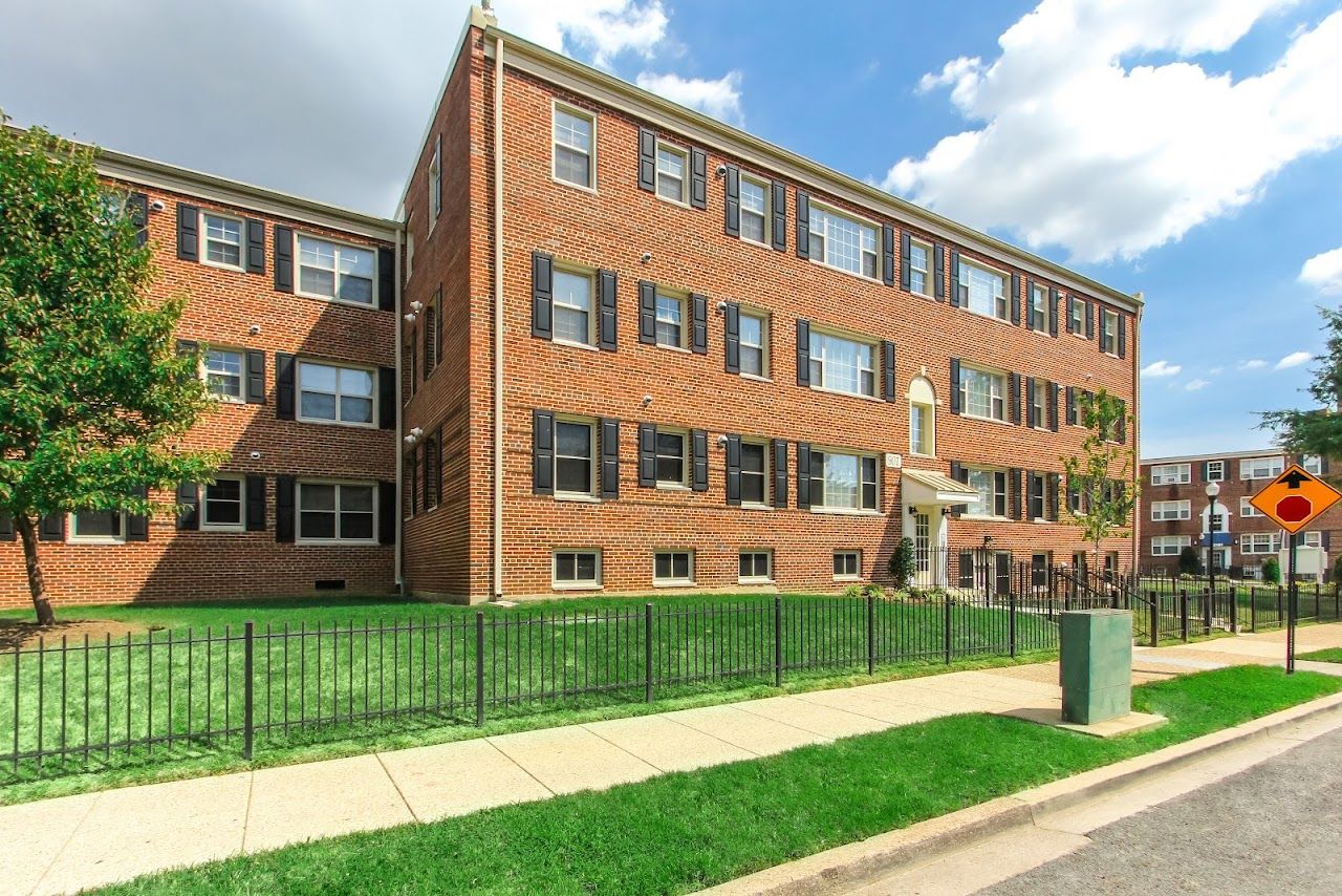 Photo of Fairway Park at 2100 Maryland Ave NE Washington, DC 20002