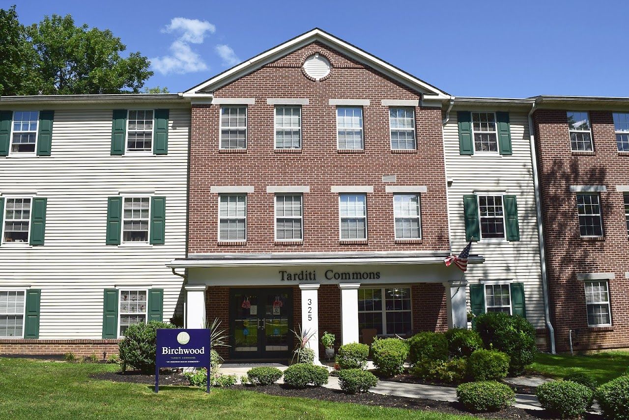 Photo of LINCOLN COMMONS - HADDONFIELD SENIORS #637 at 325 LINCOLN AVE HADDONFIELD, NJ 08033