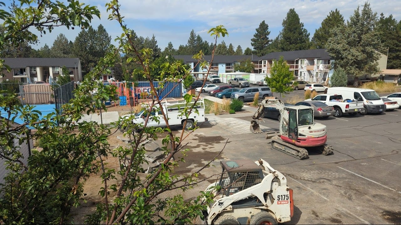 Photo of ARIEL GLEN APTS at 1700 SE TEMPEST DR BEND, OR 97702