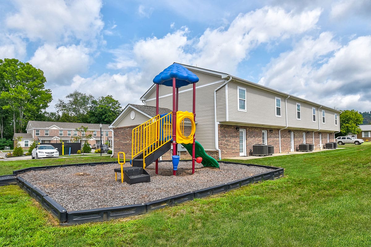 Photo of WOODYARD GREENE. Affordable housing located at 56 PIONEER CIRCLE ELIZABETH, WV 26143