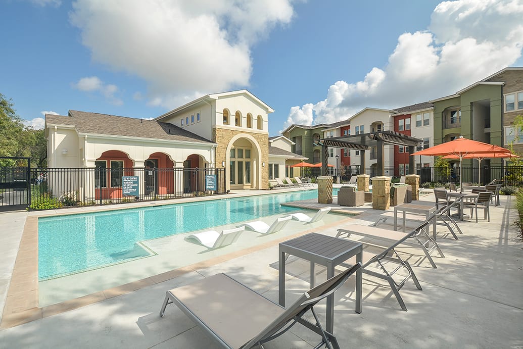 Photo of EASTERLING CULEBRA APARTMENTS at 9936 CULEBRA ROAD SAN ANTONIO, TX 78251
