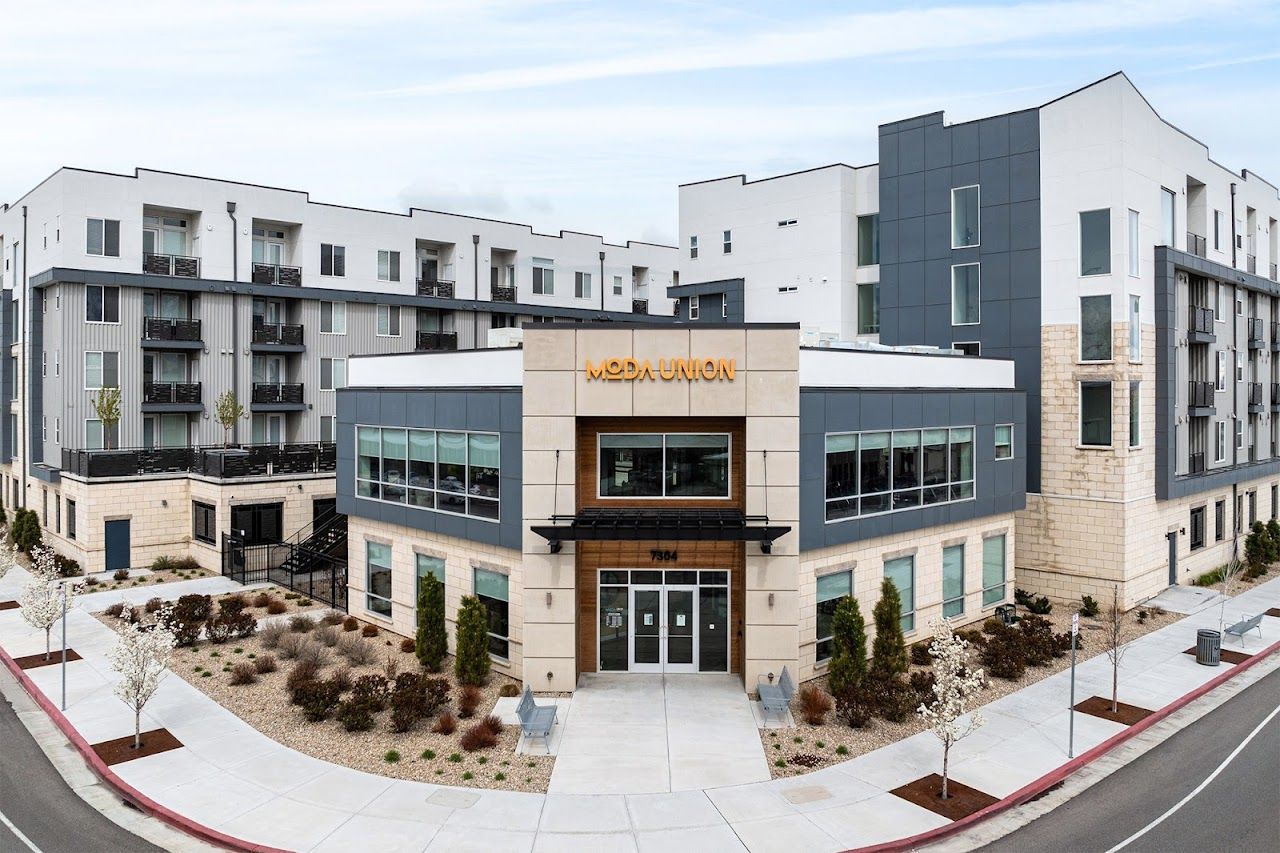 Photo of Moda Union Apartments. Affordable housing located at 7304 S Cottonwood W Midvale, UT 84047