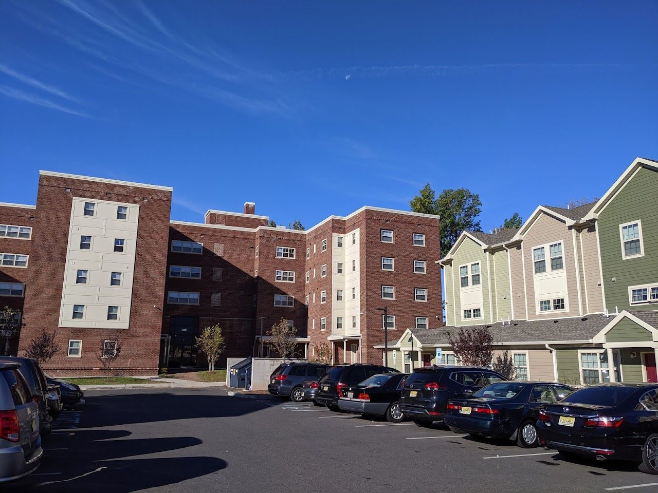 Photo of OAKS AT WESTMINSTER. Affordable housing located at 350 IRVINGTON AVENUE ELIZABETH, NJ 07208