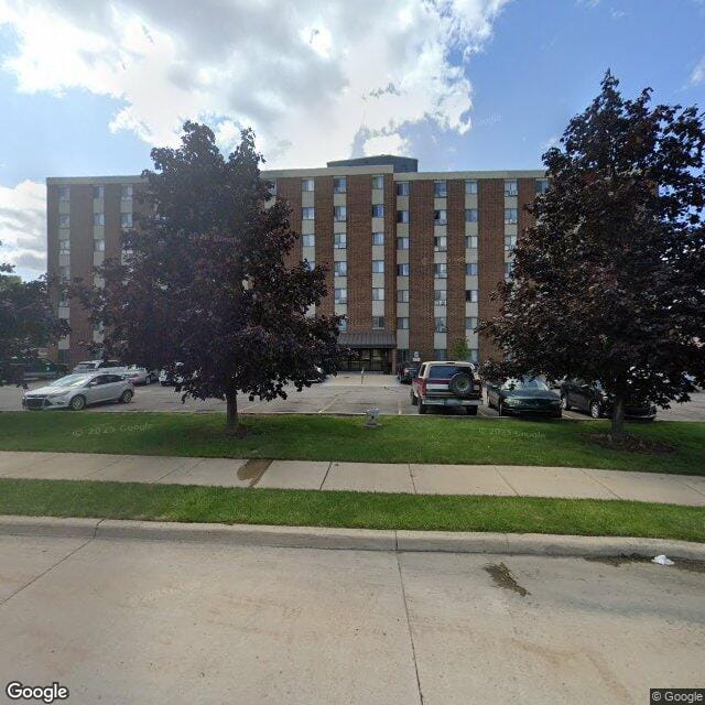 Photo of Taylor Housing Commission. Affordable housing located at 15270 S PLAZA Drive TAYLOR, MI 48180