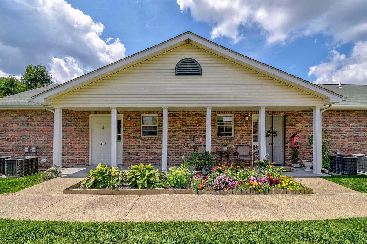 Photo of OAKMONT GREENE II. Affordable housing located at PAMELA AVE MT HOPE, WV 