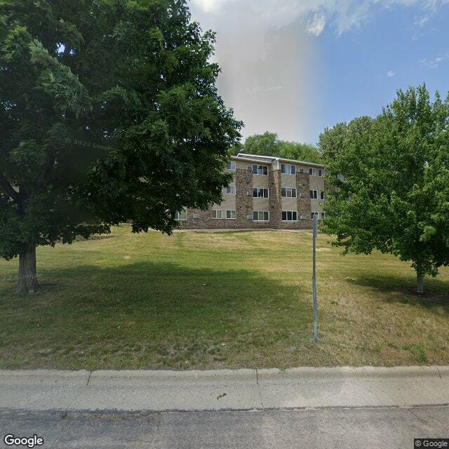 Photo of Maplewood Apartments at 1320 N 5th St Saint Peter, MN 56082
