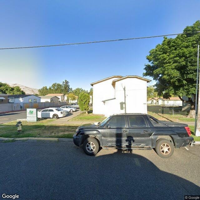 Photo of MAPLE LEAF TOWNHOUSES. Affordable housing located at 1205 NORTH SECOND STREET YAKIMA, WA 98901