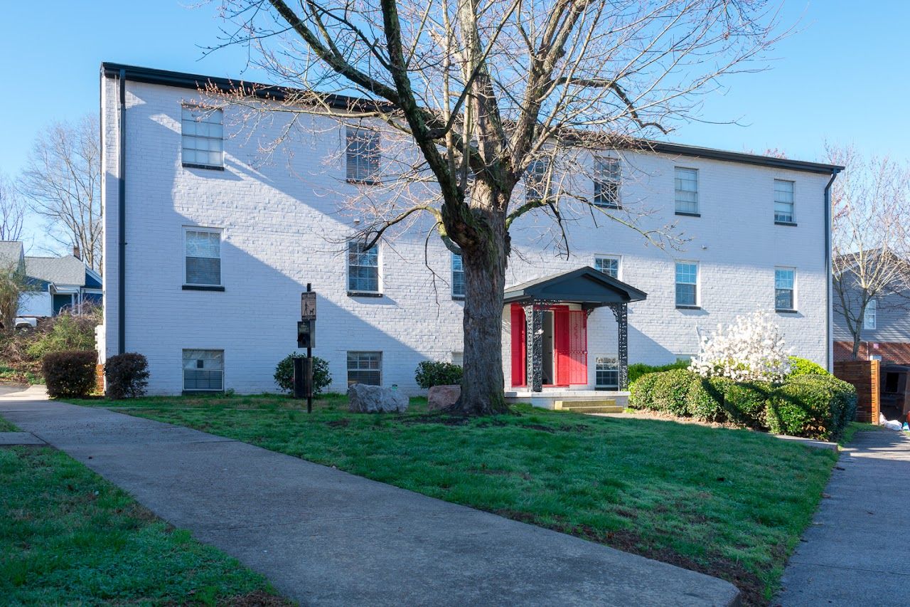 Photo of Viceroy at 1700 Chapel Hill Rd Durham, NC 27707