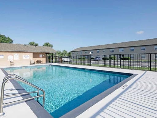 Photo of Fox Hollow Apartments at 3536 Prairie Fox Ln Orlando, FL 32812