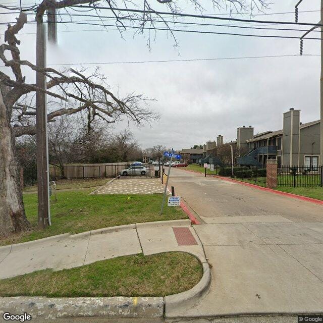 Photo of WILLOW BEND APTS at 1922 HANDLEY DR FORT WORTH, TX 76112