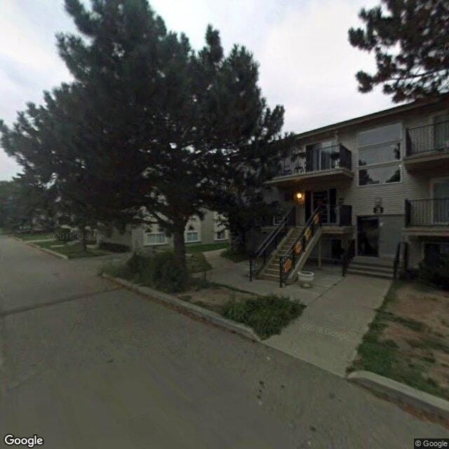 Photo of Lapeer Garden Apartments at 2324 Lapeer Rd Flint, MI 48503