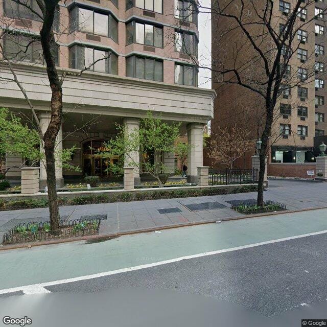 Photo of PARAMOUNT. Affordable housing located at 240 E 39TH ST NEW YORK, NY 10016