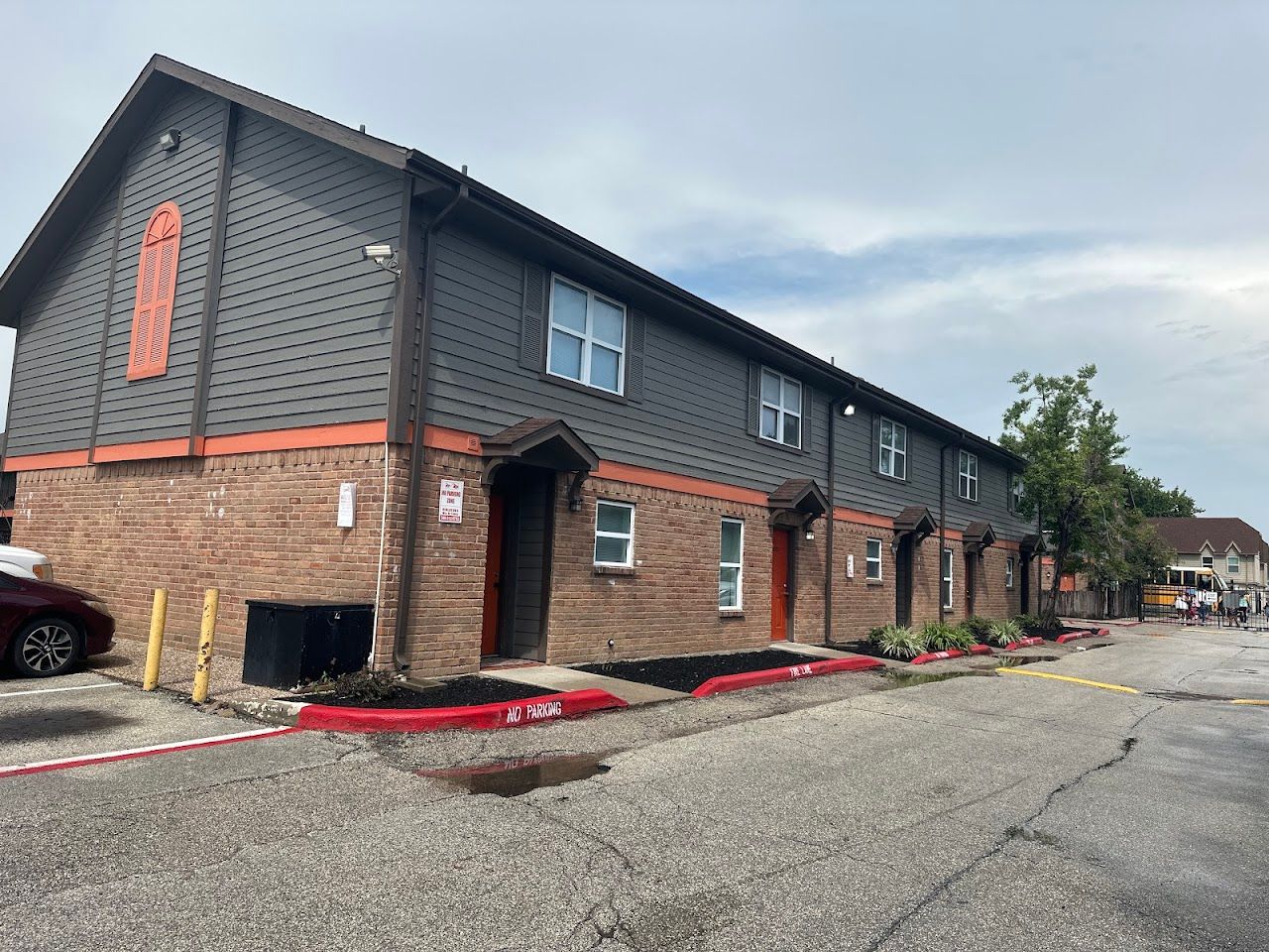 Photo of Gia Spring Branch at 1521 Sherwood Forest Ln Houston, TX 77043