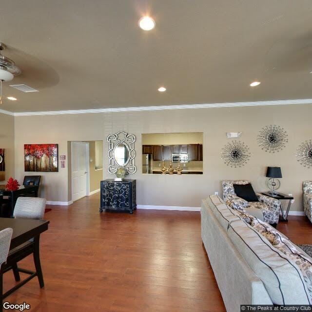 Photo of PEAKS AT COUNTRY CLUB. Affordable housing located at 10710 RICHSMITH LN NORTH LITTLE ROCK, AR 72113