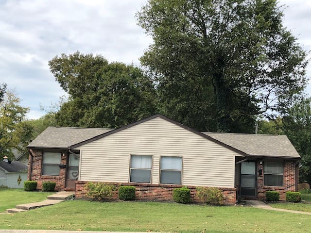 Photo of KARP - CALDWELL COUNTY. Affordable housing located at MCGOODWIN ST. PRINCETON, KY 42445