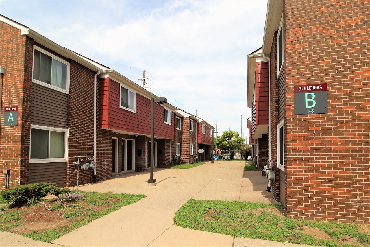 Photo of BUENA VISTA - GLENDALE. Affordable housing located at 2 E BUENA VISTA ST HIGHLAND PARK, MI 48203