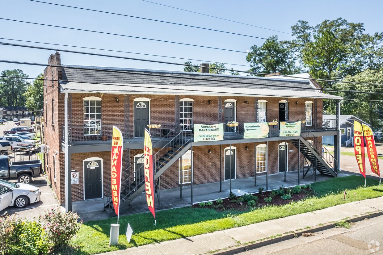 Photo of ASHTON GARDENS. Affordable housing located at 3454 ALBERMARLE ROAD JACKSON, MS 39213