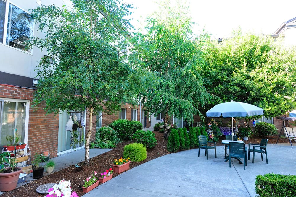 Photo of GREEN RIVER COURT APTS. Affordable housing located at 1401 W MEEKER ST KENT, WA 98032