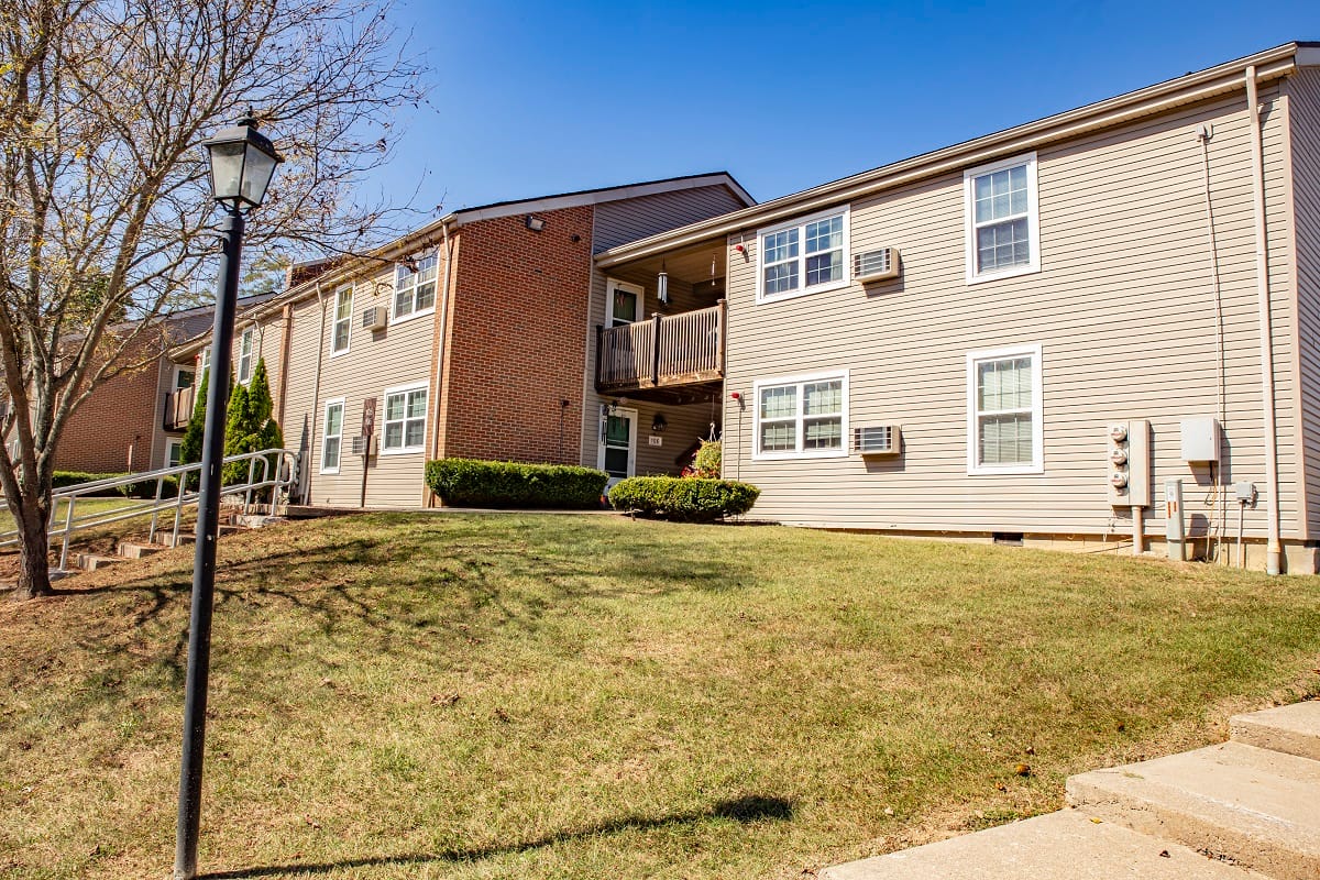 Photo of WELLSTON MANOR II. Affordable housing located at 700 W D ST WELLSTON, OH 45692