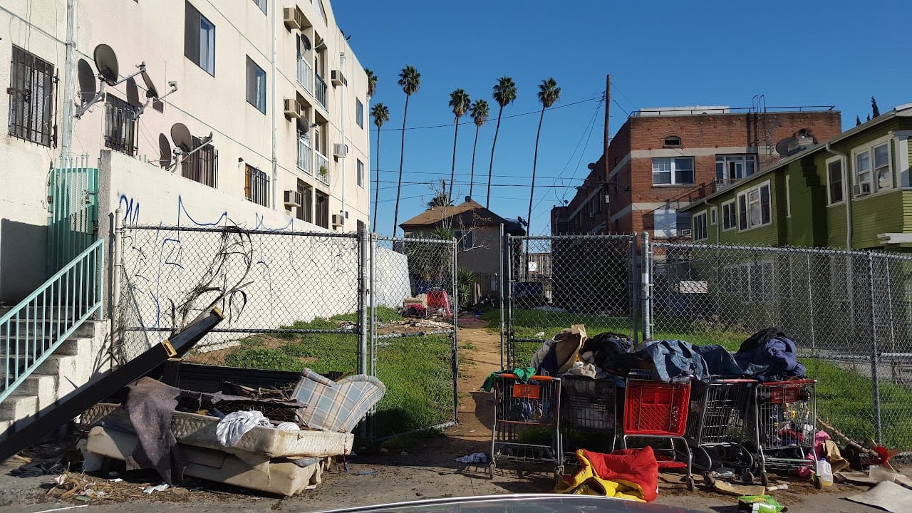 Photo of GATEWAYS SRO HOUSING at 444 N HOOVER ST LOS ANGELES, CA 90004