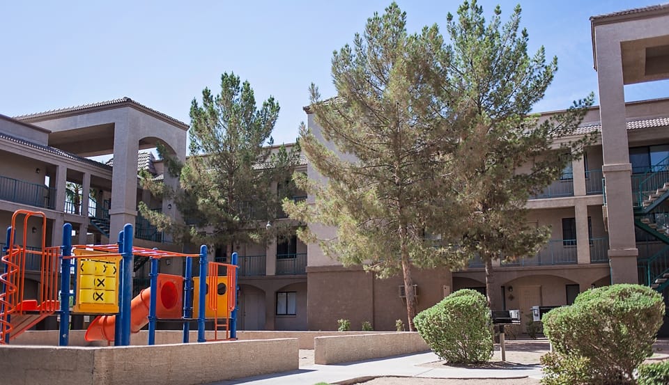 Photo of Sunrise Vista. Affordable housing located at 4415 S 28th St Phoenix, AZ 85040