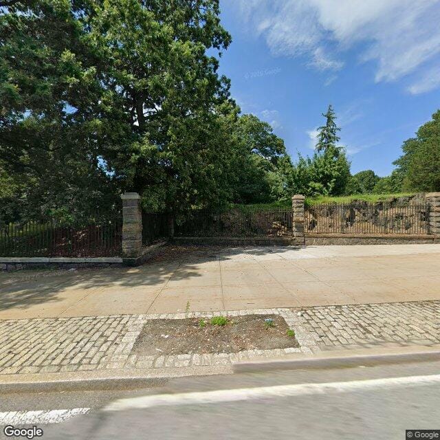 Photo of BRONX PARK PHASE I. Affordable housing located at 820 EAST 180TH ST BRONX, NY 10460