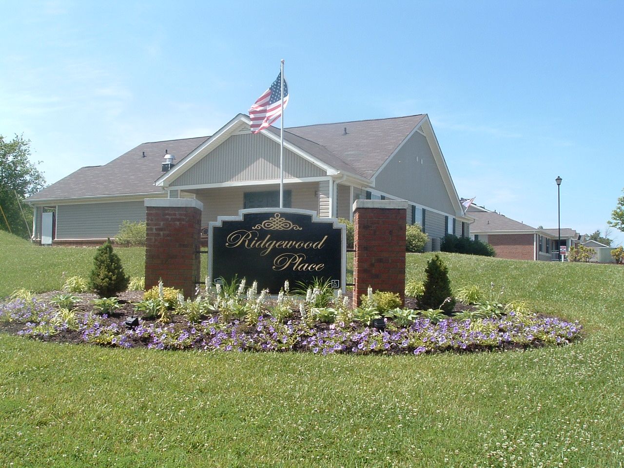 Photo of RIDGEWOOD PLACE. Affordable housing located at 102 RIDGEWOOD LN RADFORD, VA 24141