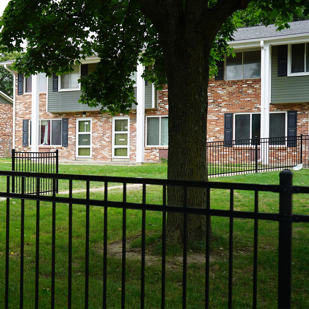 Photo of HOMES OF OAKRIDGE I at 926 OAKRIDGE DR DES MOINES, IA 50314