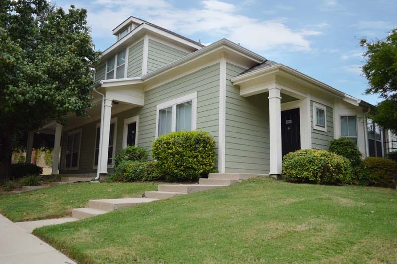 Photo of ROCK ISLAND HILLSIDE. Affordable housing located at 300 CRUMP ST FORT WORTH, TX 76102