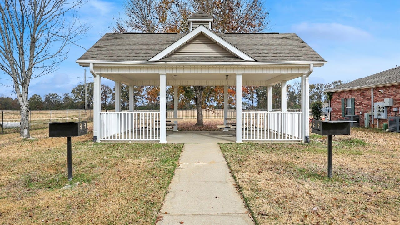 Photo of Camden Park Apartments at 107 Parkview Canton, MS 39046
