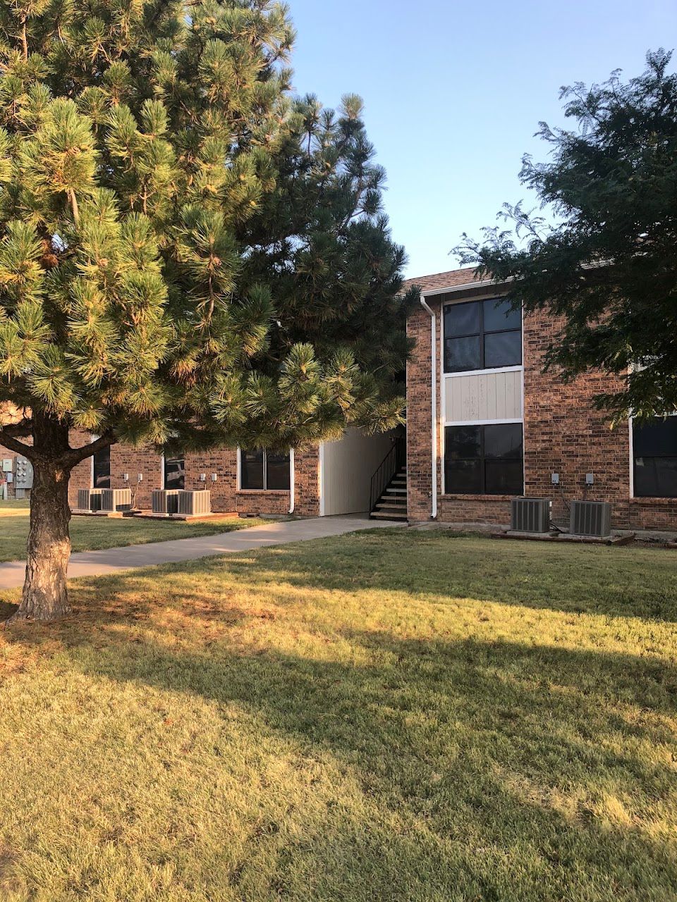 Photo of La Mirage Villas at 309 SE 15th Ave Perryton, TX 79070