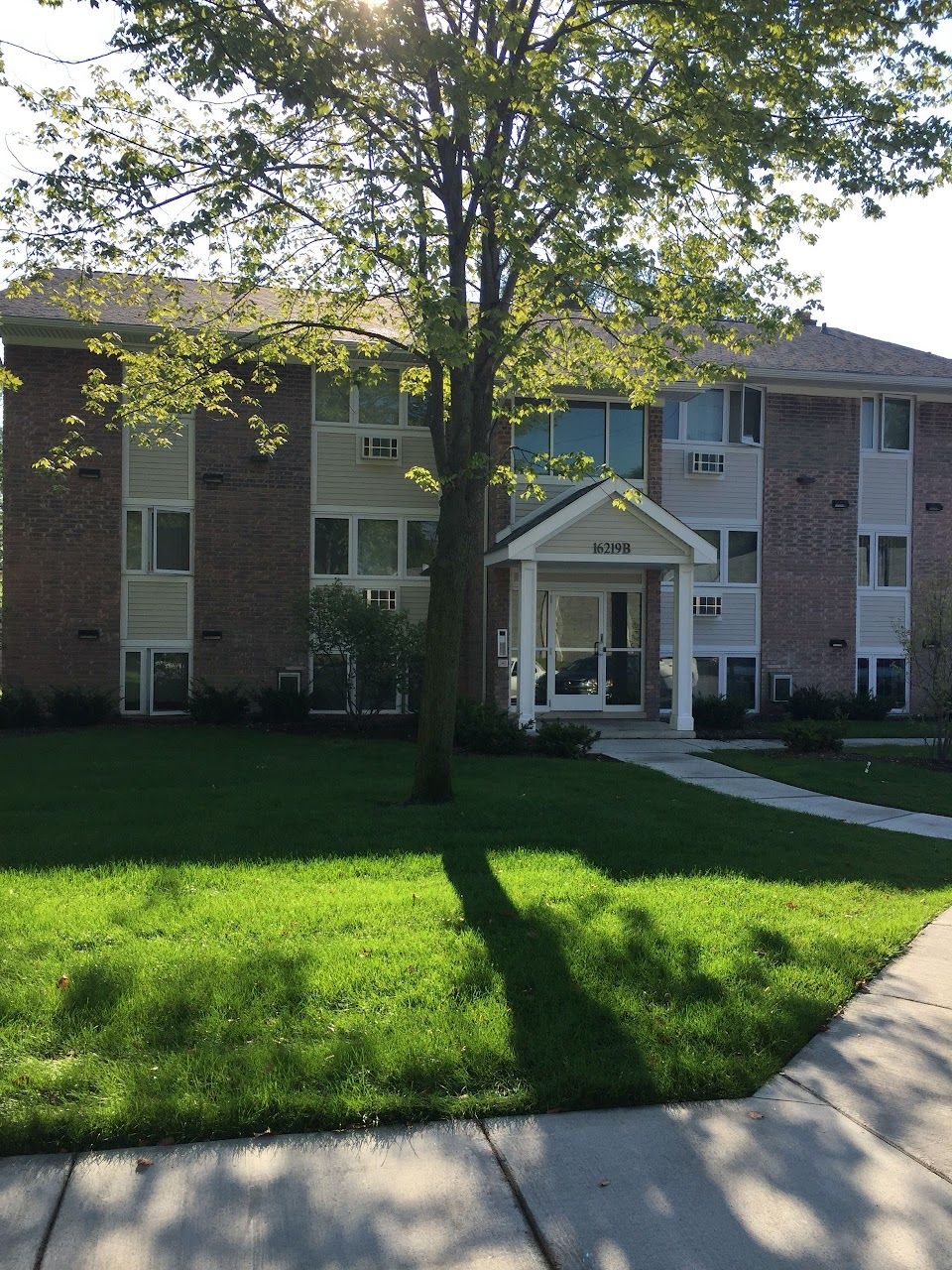 Photo of JOY WEST MANOR. Affordable housing located at 16301 JOY ROAD DETROIT, MI 48228