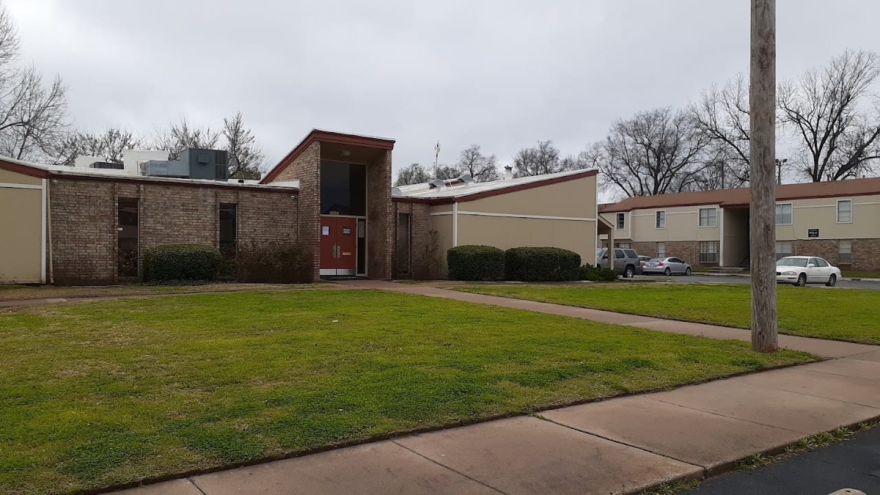 Photo of Western Pines Apartments at 2409 S Maybelle Ave Tulsa, OK 74107