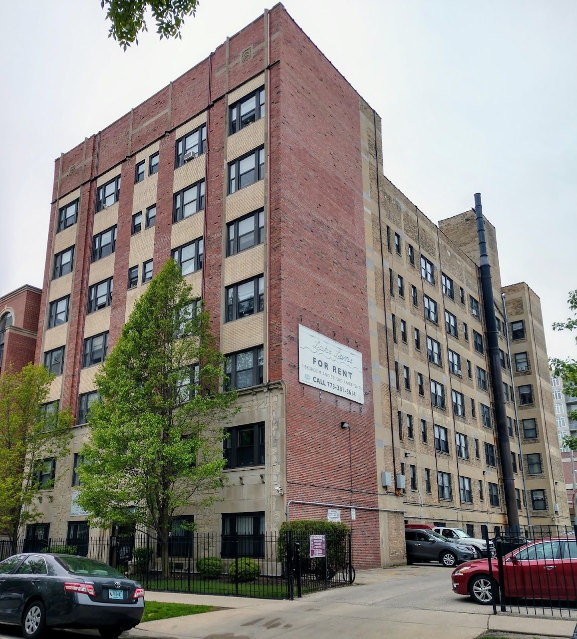 Photo of WINTHROP APTS at 6214 N WINTHROP AVE CHICAGO, IL 60660