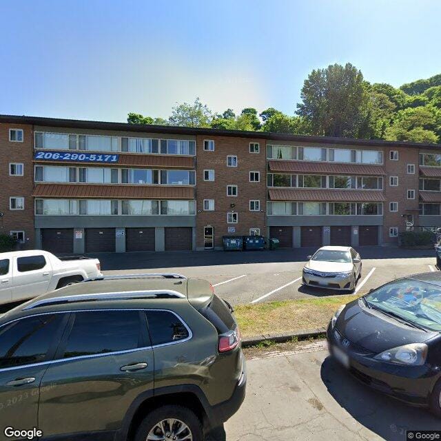 Photo of LAKEVIEW APARTMENTS at 1170 HARRISON ST SEATTLE, WA 98109