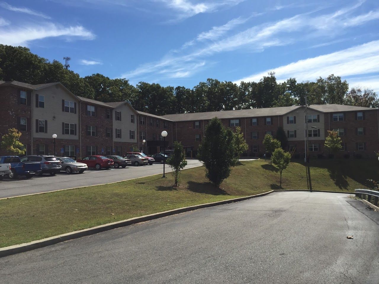 Photo of ELLE BELLA VILLA. Affordable housing located at 100 EVERETTE LN DUNBAR, WV 25064